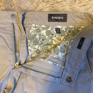 Slim straight men’s slacks light gray